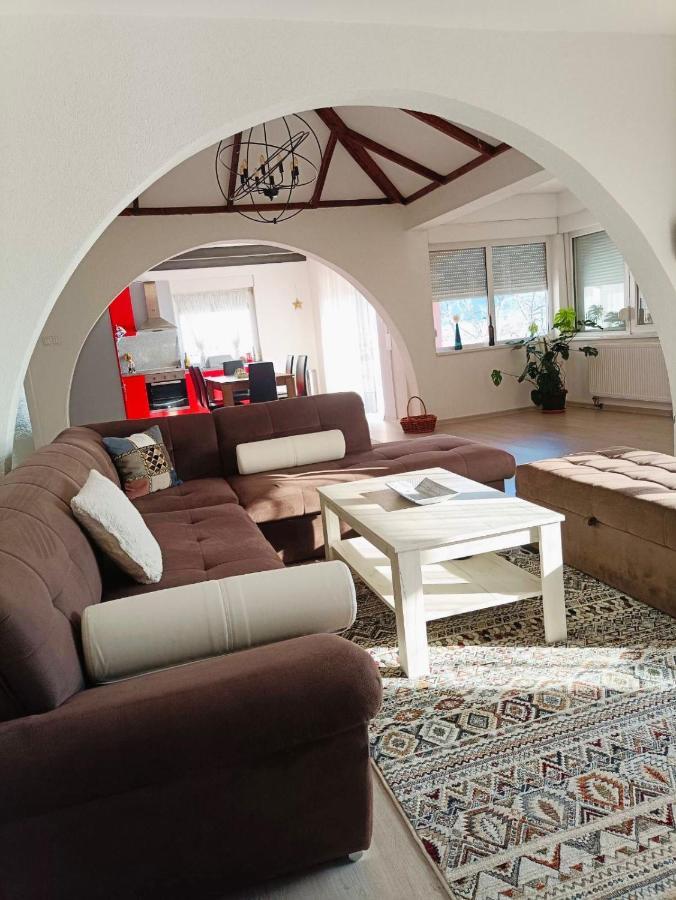 شقة Poseidon House موستار المظهر الخارجي الصورة